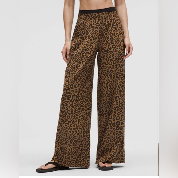 lululemon athletica swift mid rise pant size 4 leopard print 29.5 inseam. - Picture 1 of 8